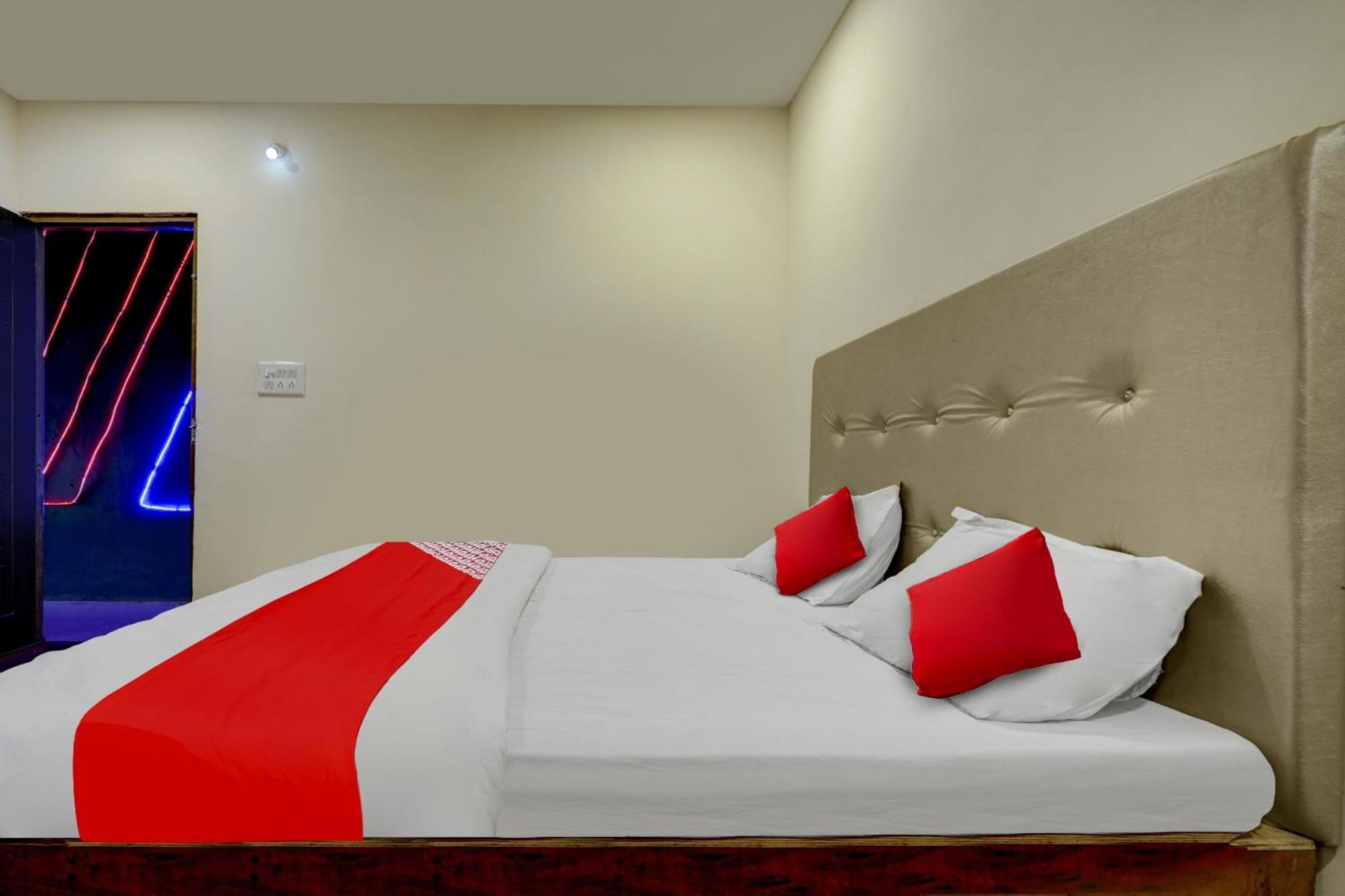 Oyo Flagship The Chirag Resort Bhandāra Exteriér fotografie