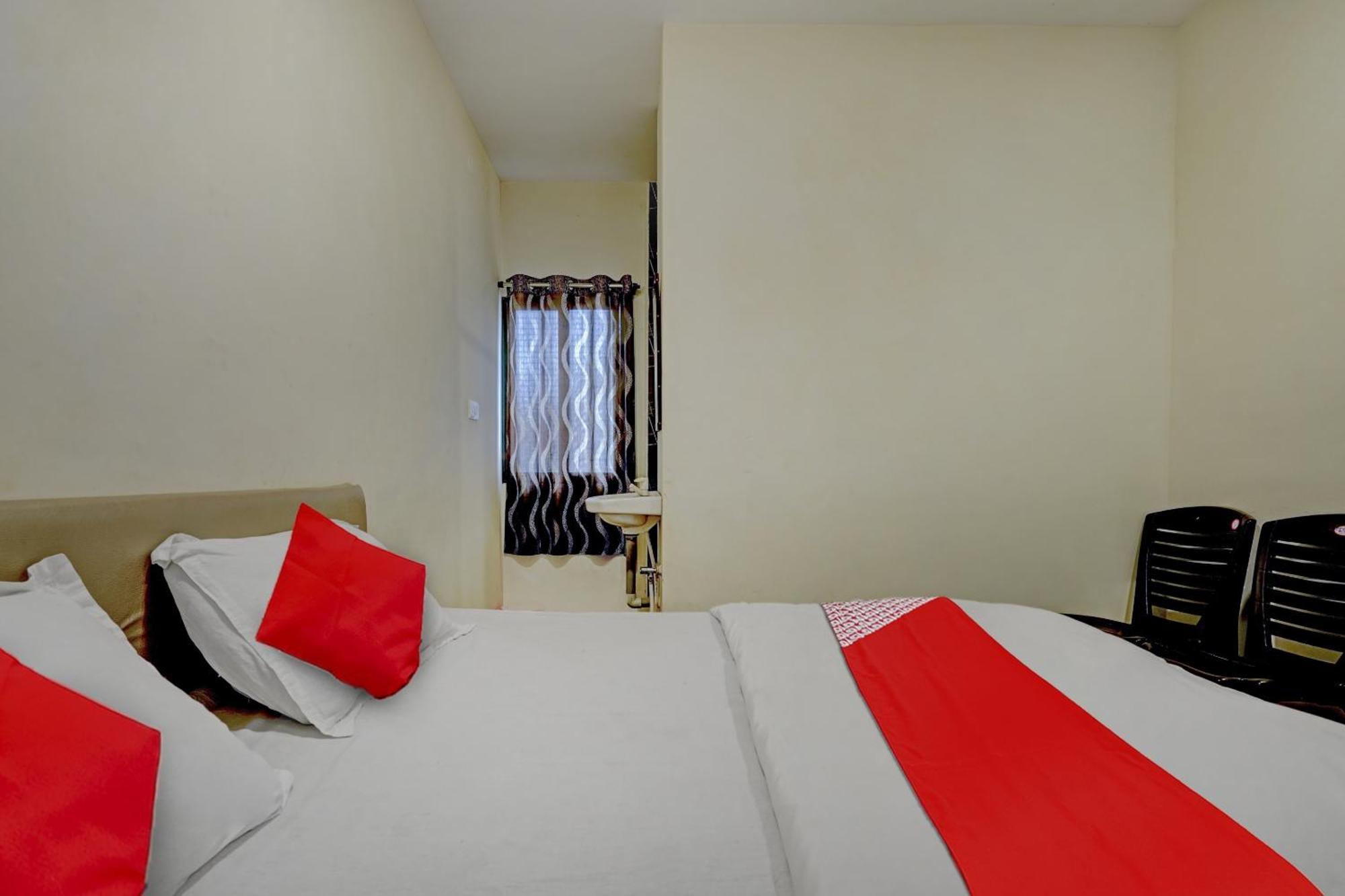 Oyo Flagship The Chirag Resort Bhandāra Exteriér fotografie