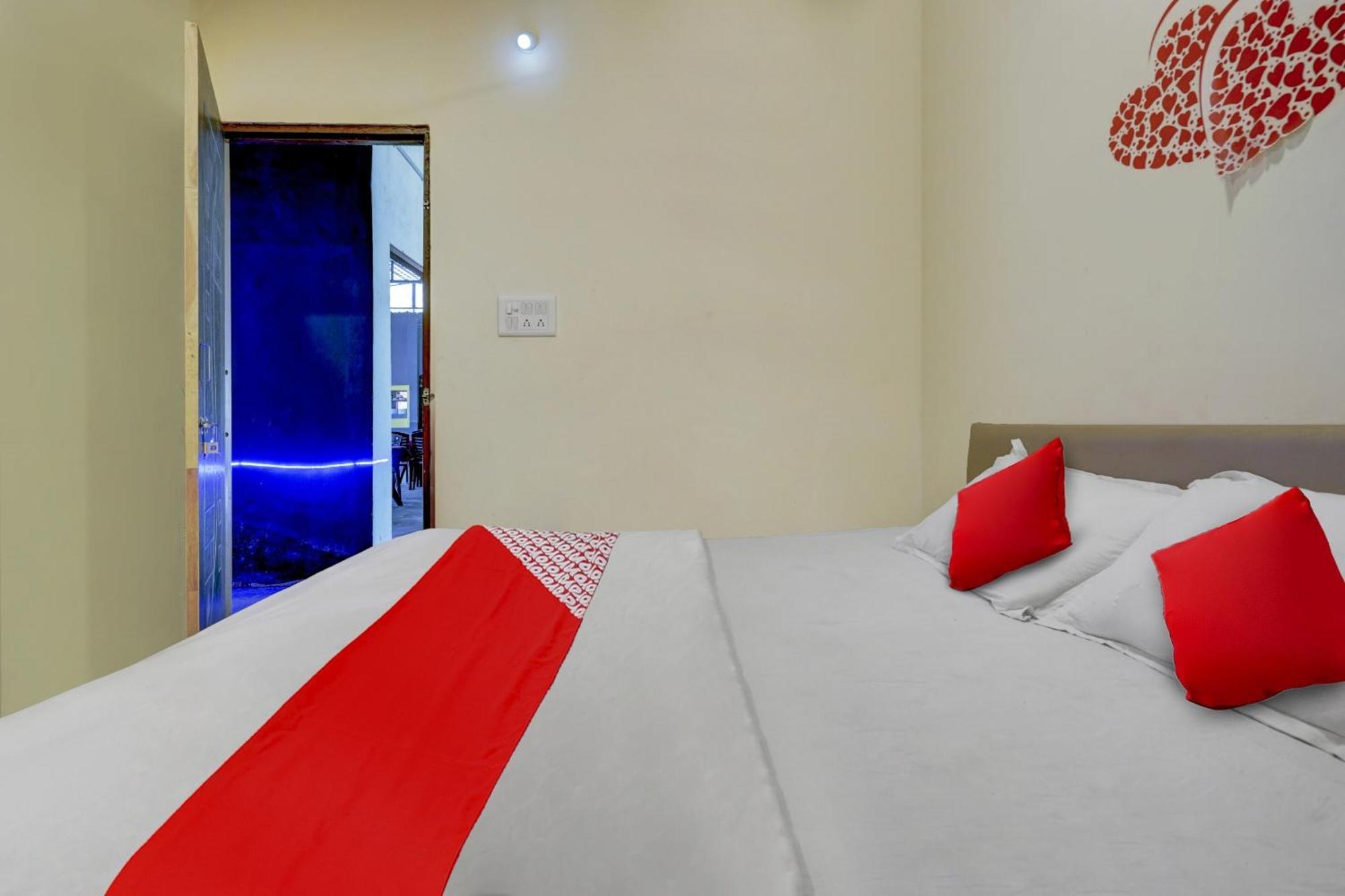 Oyo Flagship The Chirag Resort Bhandāra Exteriér fotografie