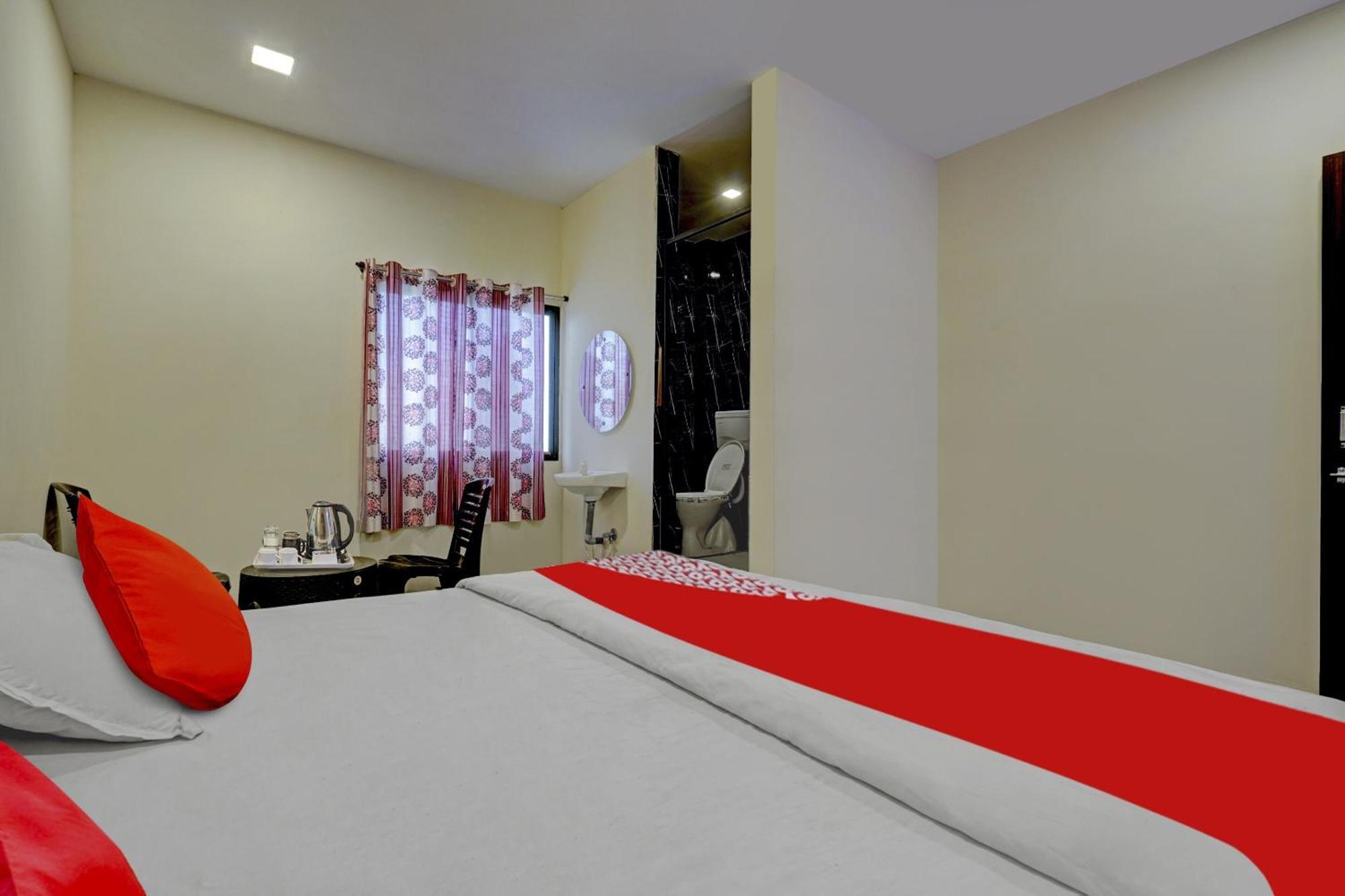 Oyo Flagship The Chirag Resort Bhandāra Exteriér fotografie