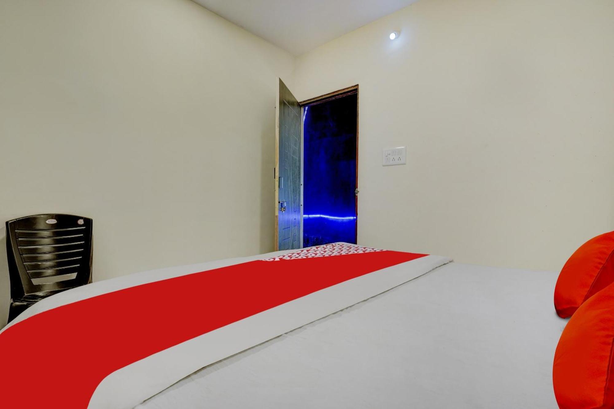 Oyo Flagship The Chirag Resort Bhandāra Exteriér fotografie